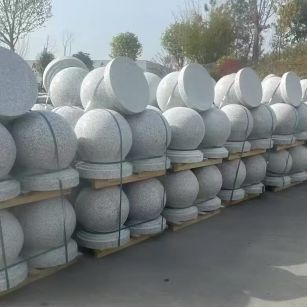 乌海 白麻花岗岩石材圆球，石球，挡车球，隔离球，景观石球，风水球等