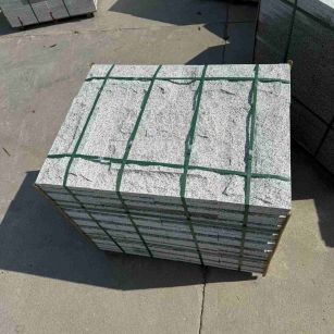 乌海 白麻花岗岩石材自然面蘑菇石成品