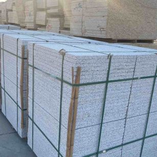 乌海 白麻花岗岩荔枝面地铺石