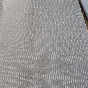 乌海 芝麻灰花岗岩斧剁面，刀斩面