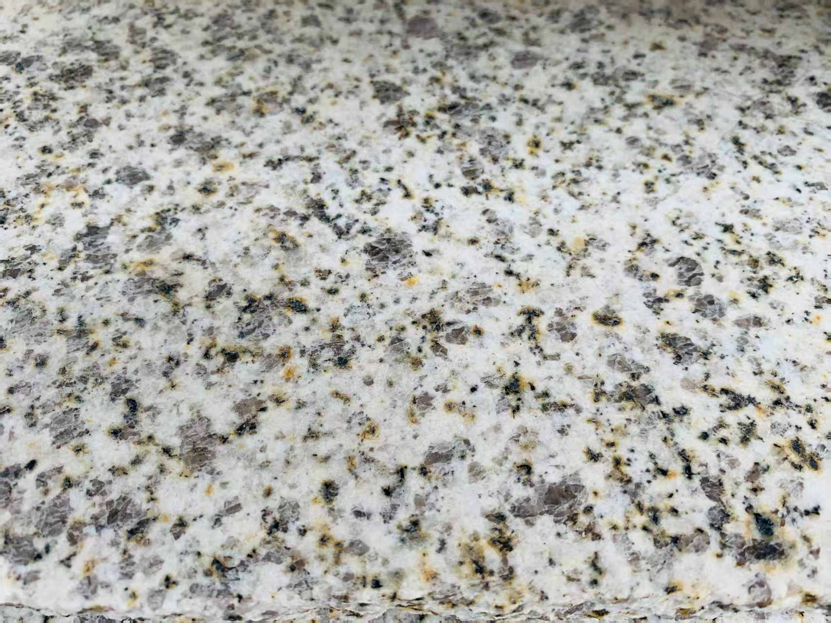 乌海 黄金麻花岗岩石材浅黄光面