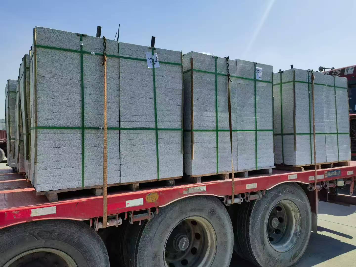 乌海芝麻白花岗岩出货日常地铺石