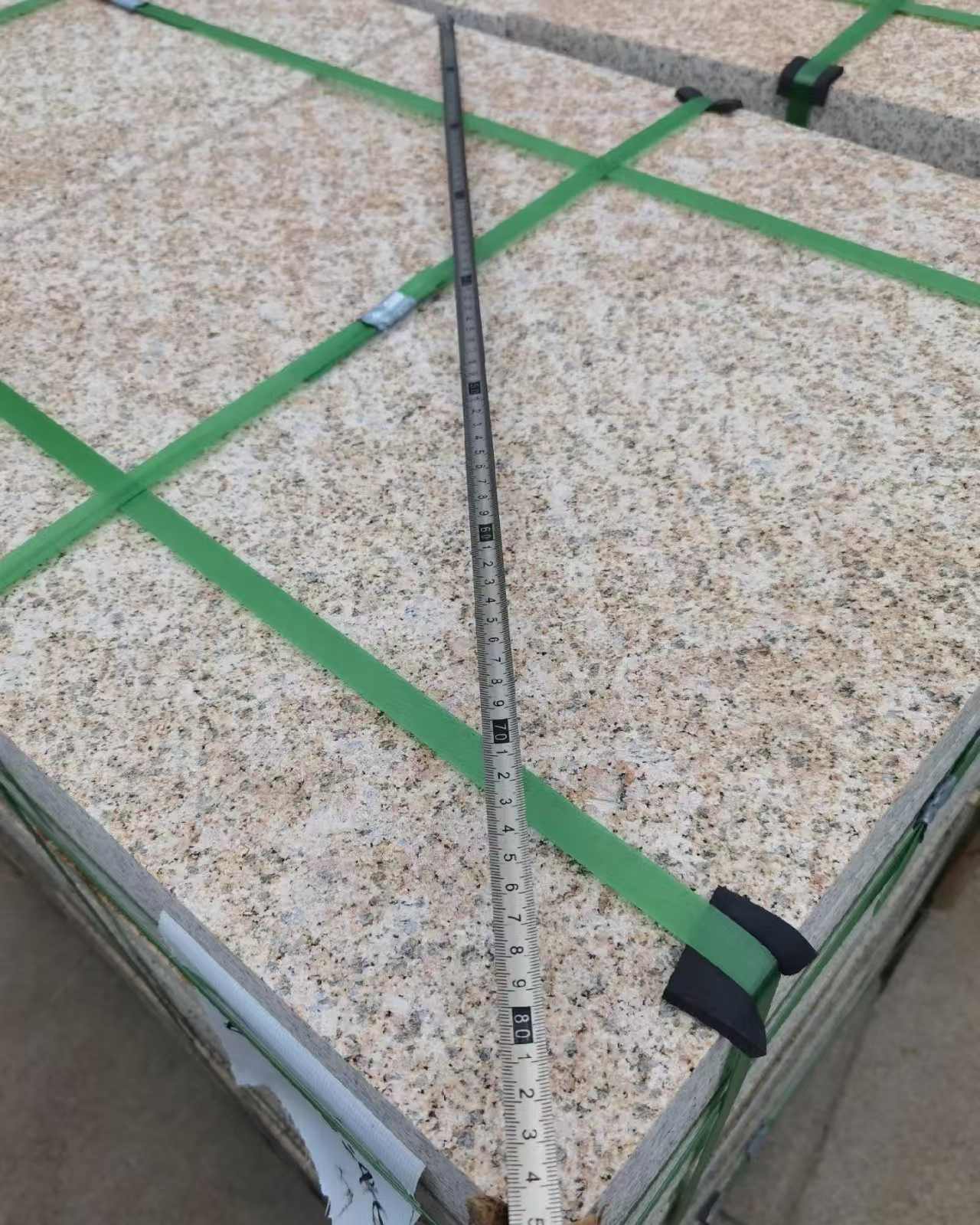 乌海 黄金麻火烧面地铺石