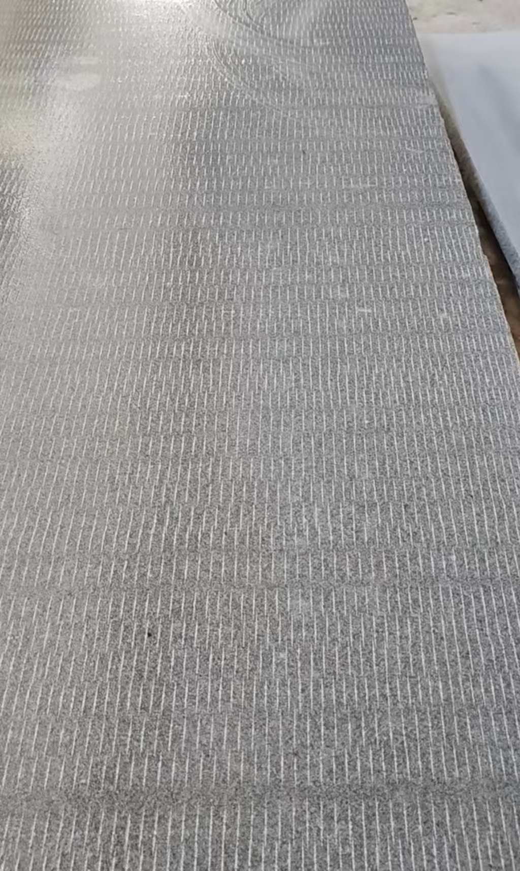 乌海 芝麻灰花岗岩斧剁面，刀斩面