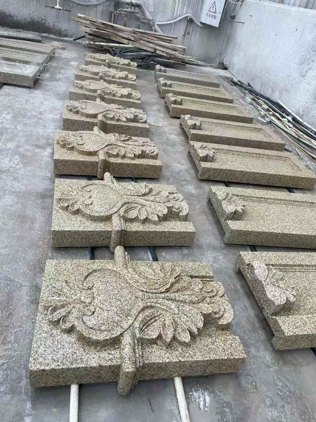 乌海 黄金麻花岗岩别墅外墙雕刻板