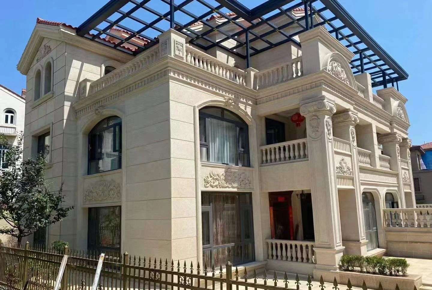 乌海 黄金麻花岗岩荔枝面别墅外墙干挂